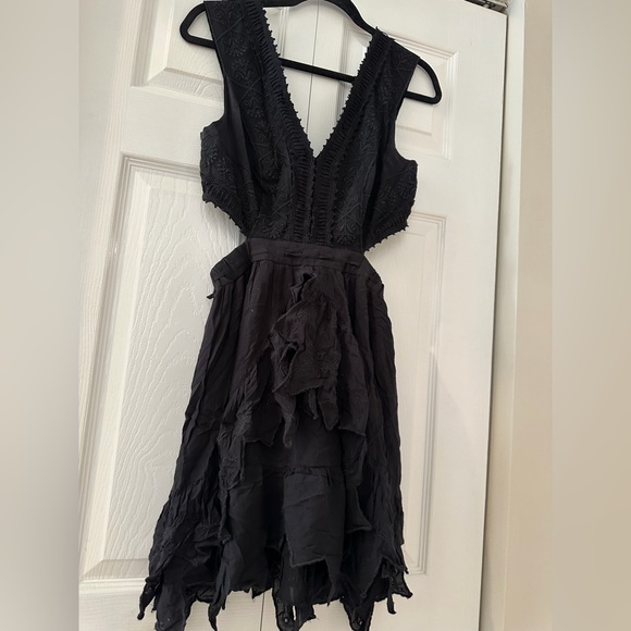 Free People Cut Out Mini Dress With Ruffles - Picture 4 of 7